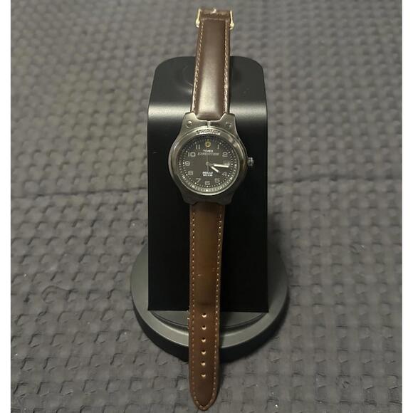 Vintage Timex Expedition 905 R1 Indiglo Men’s Watch 50M Military Leather Band